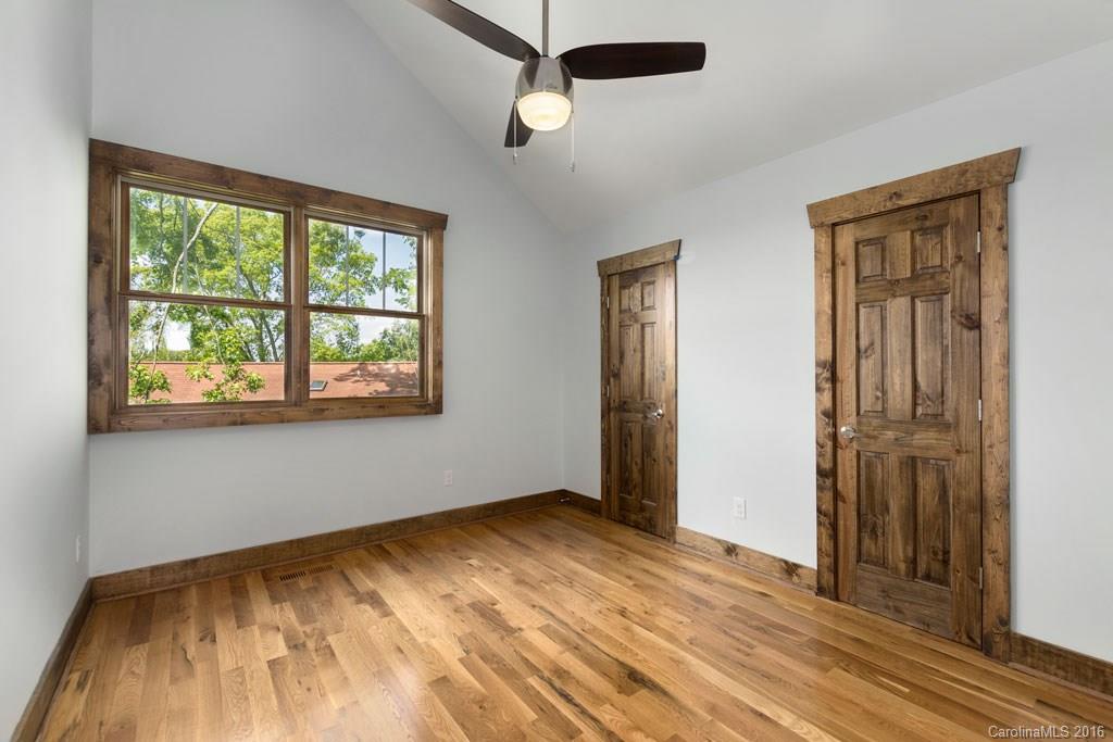 39 Finalee Avenue Asheville NC 28803