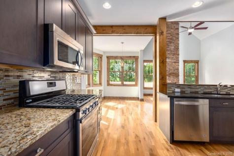 39 Finalee Avenue Asheville NC 28803