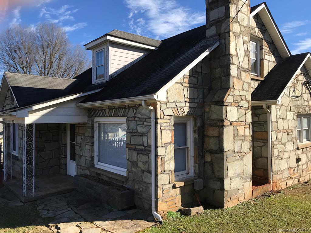 76 Lincoln Avenue Marion NC 28752