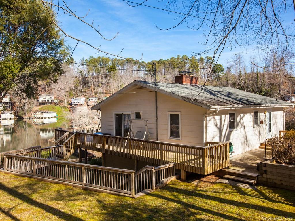 373 Tryon Bay Circle Lake Lure NC 28746