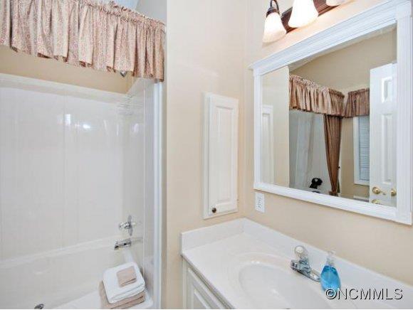 26 Hopalong Trace Waynesville NC 28785