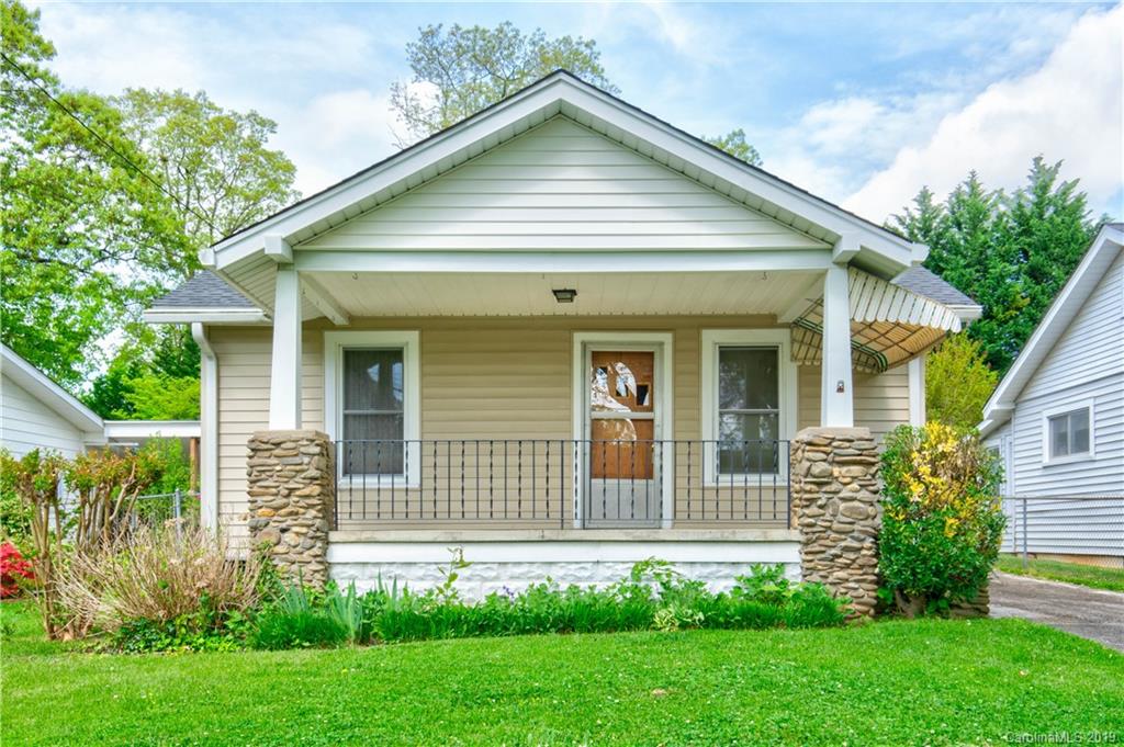 31 Oteen Park Place Asheville NC 28805