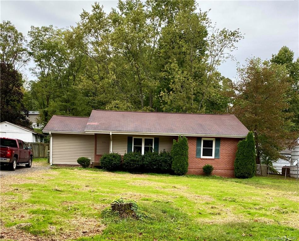 835 Temon Street Hendersonville NC 28739