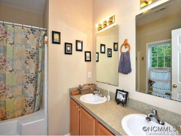 175 S. Willow Brook Drive Asheville NC 28806