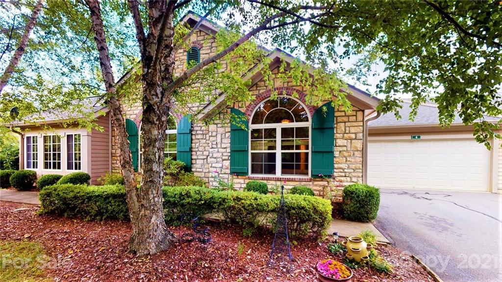 4 Mountain Meadow Circle Weaverville NC 28787