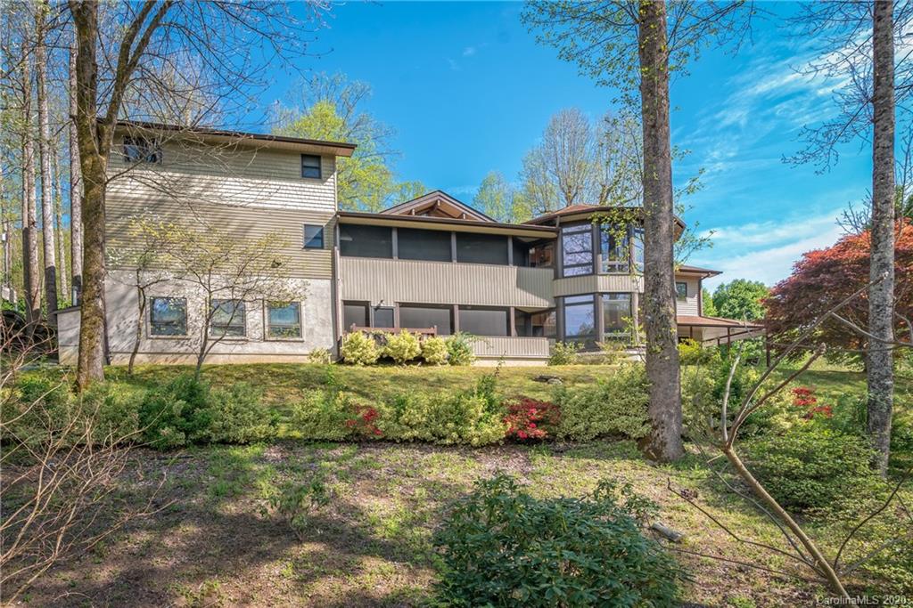 149 Freeman Knolls Drive Hendersonville NC 28792