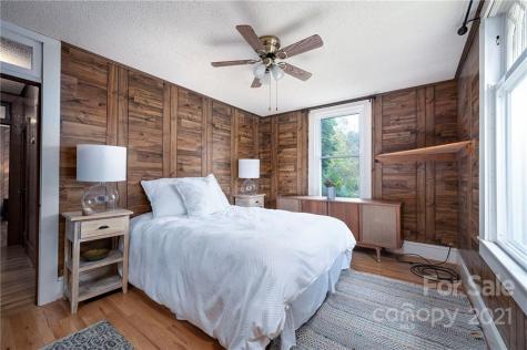 11 Quinn Drive Leicester NC 28748