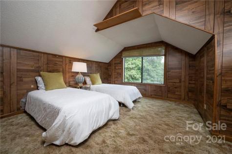 11 Quinn Drive Leicester NC 28748