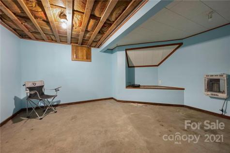11 Quinn Drive Leicester NC 28748