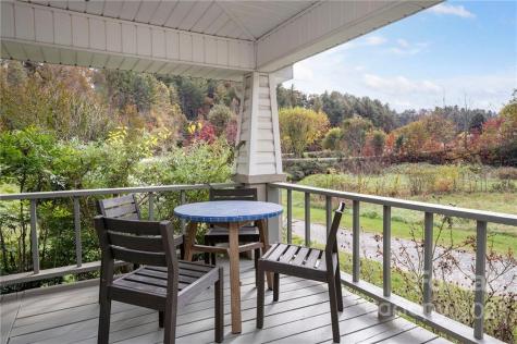 11 Quinn Drive Leicester NC 28748