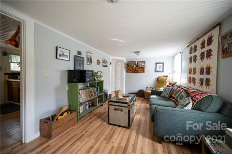 11 Quinn Drive Leicester NC 28748