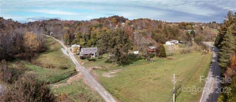 11 Quinn Drive Leicester NC 28748