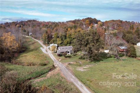 11 Quinn Drive Leicester NC 28748