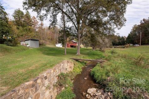 11 Quinn Drive Leicester NC 28748