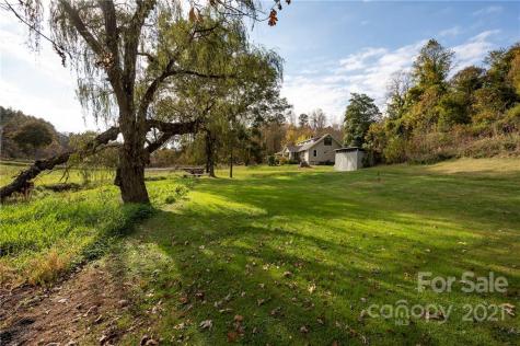 11 Quinn Drive Leicester NC 28748