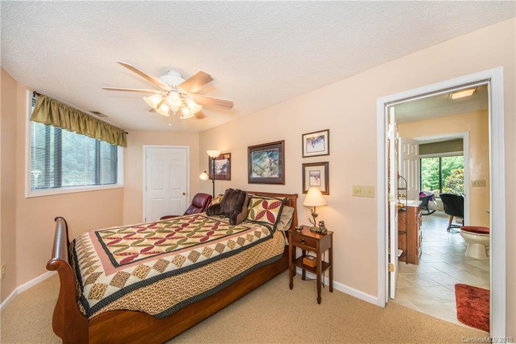 909 Acres View Drive Waynesville NC 28786