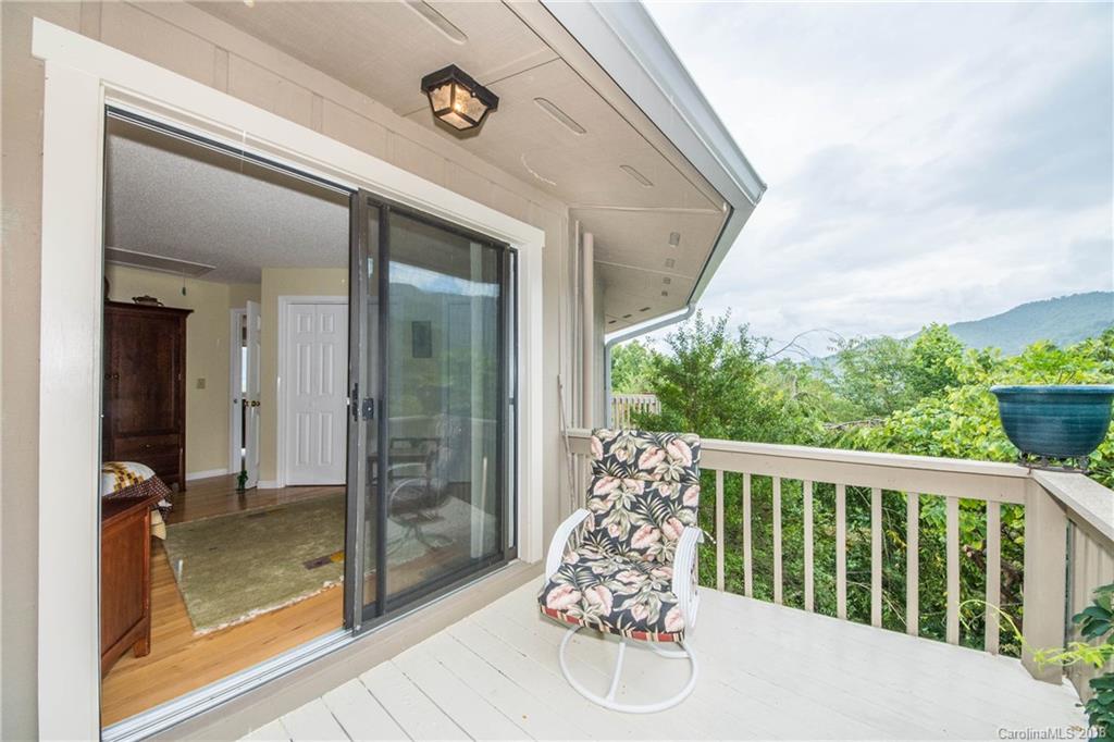 909 Acres View Drive Waynesville NC 28786