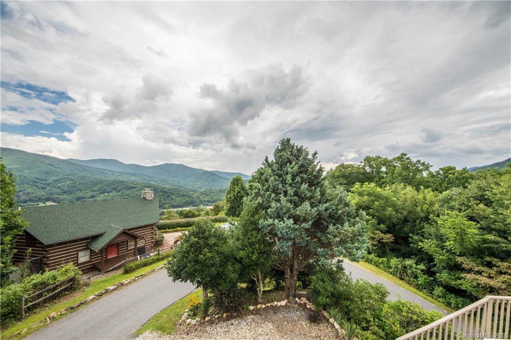 909 Acres View Drive Waynesville NC 28786