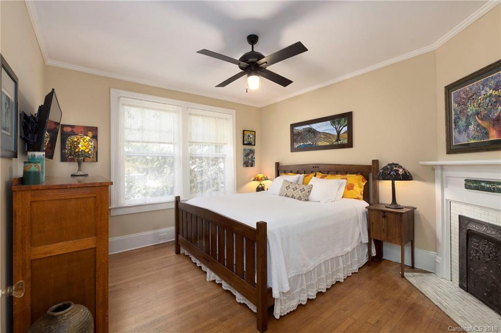 57 Woodward Avenue Asheville NC 28804