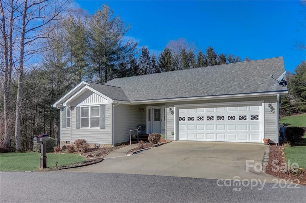 29 Honey Hollow Lane Fairview NC 28730