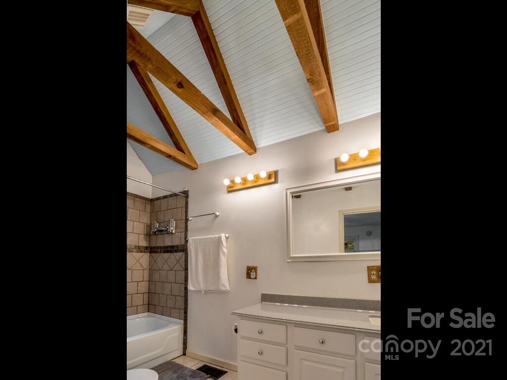 407 Wilson Avenue Swannanoa NC 28778