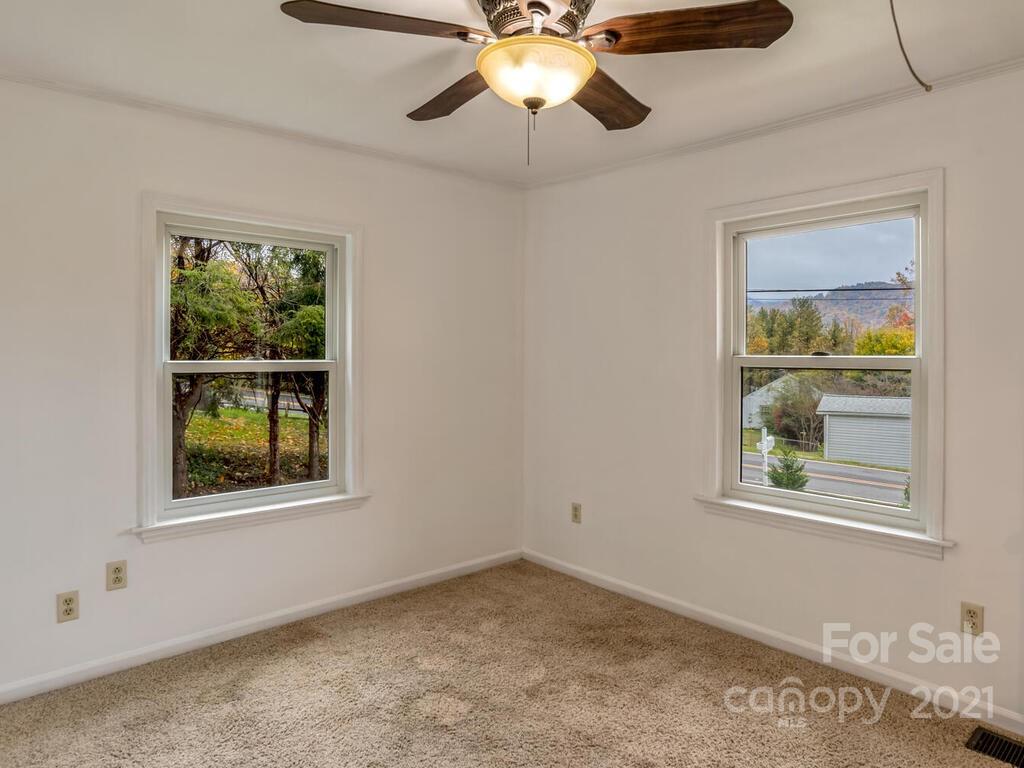 407 Wilson Avenue Swannanoa NC 28778