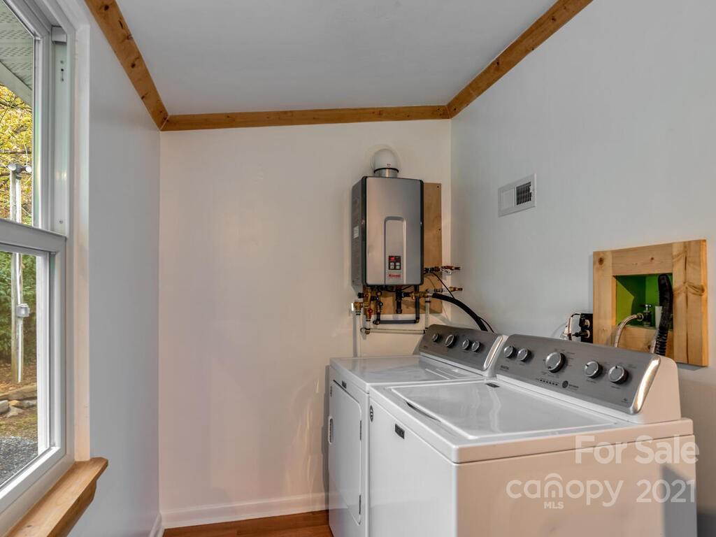 407 Wilson Avenue Swannanoa NC 28778