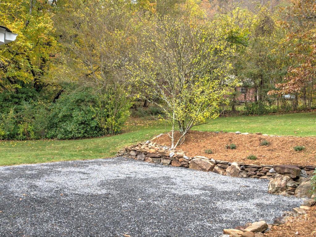 407 Wilson Avenue Swannanoa NC 28778