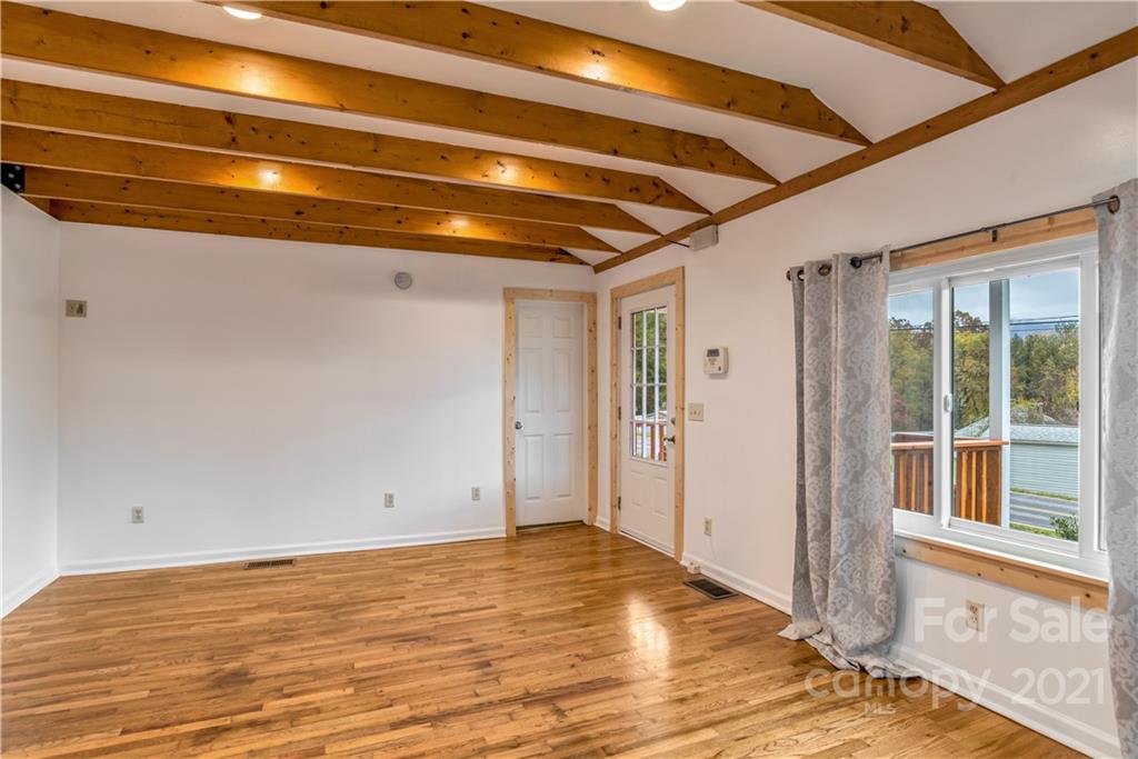 407 Wilson Avenue Swannanoa NC 28778
