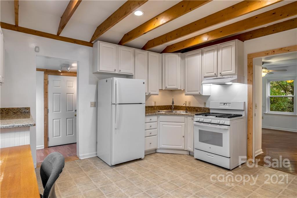 407 Wilson Avenue Swannanoa NC 28778