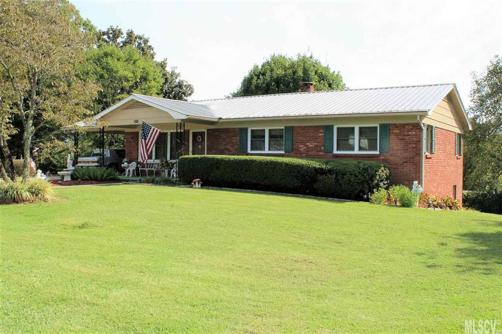 2717 Fairway Acres Circle Lenoir NC 28645