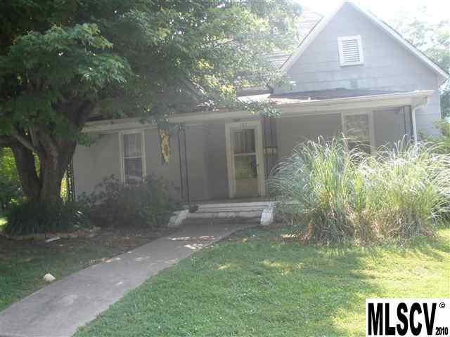 127 14th Street NW Hickory NC 28601
