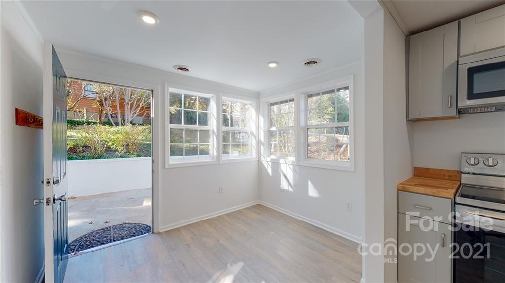 39 Wellington Street Asheville NC 28806