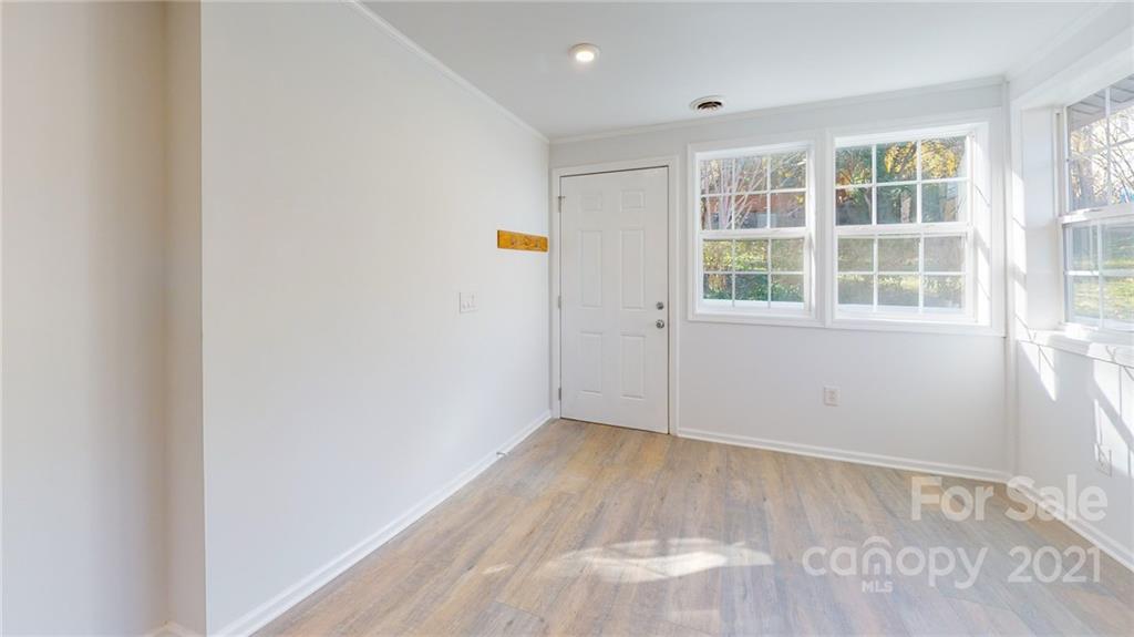 39 Wellington Street Asheville NC 28806