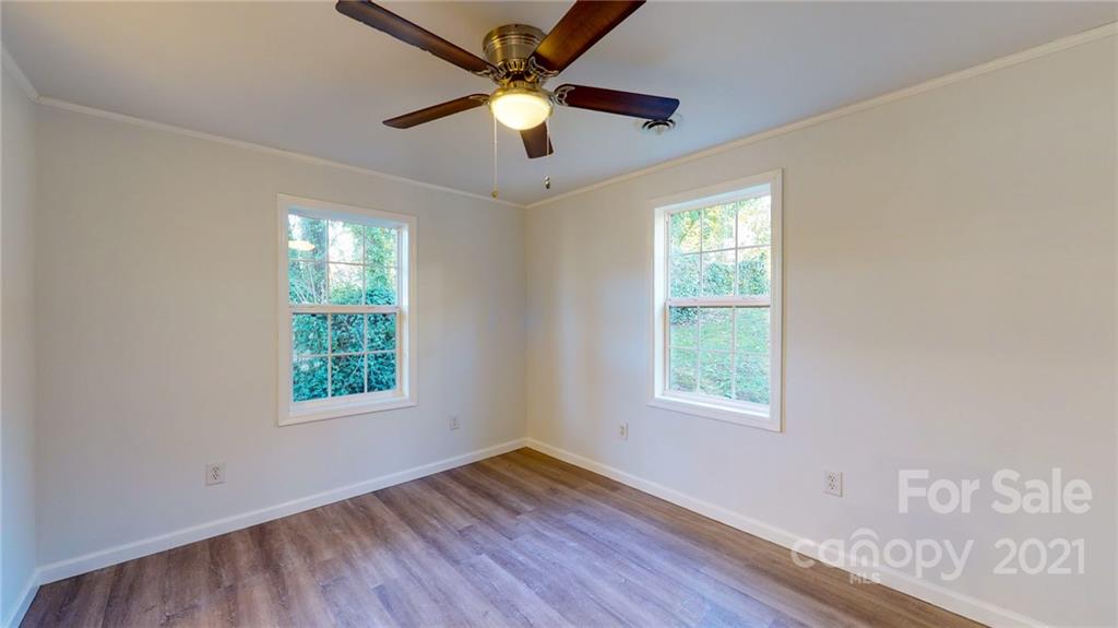 39 Wellington Street Asheville NC 28806