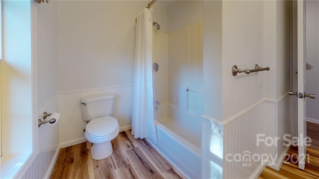 39 Wellington Street Asheville NC 28806