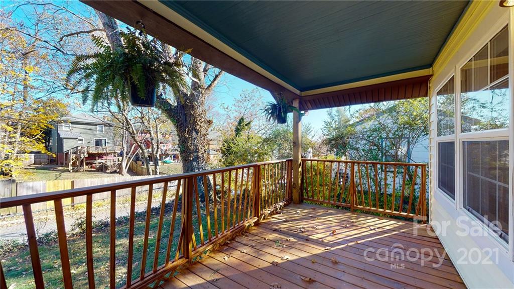 39 Wellington Street Asheville NC 28806