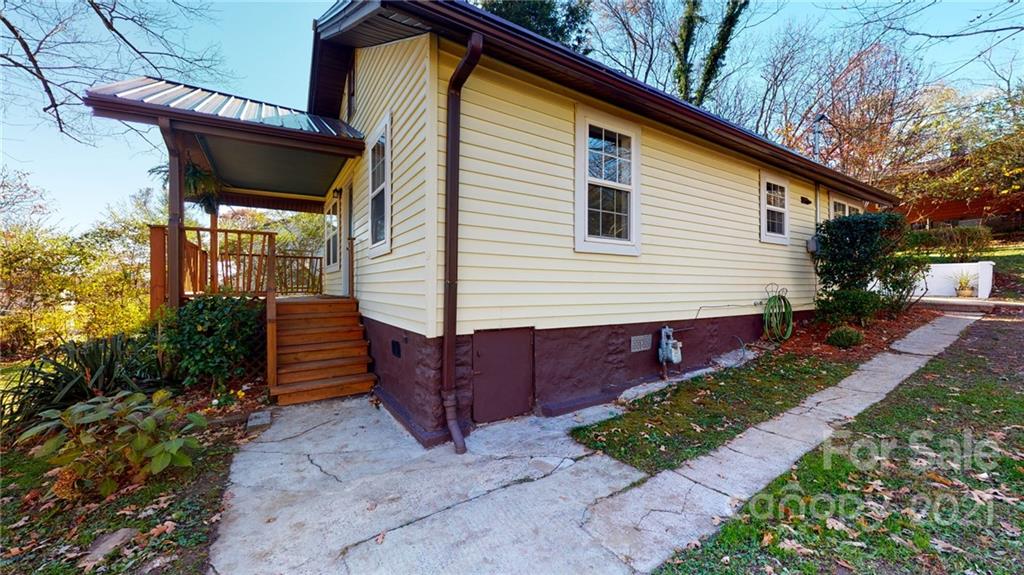 39 Wellington Street Asheville NC 28806