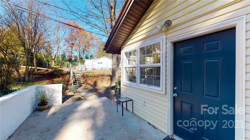 39 Wellington Street Asheville NC 28806