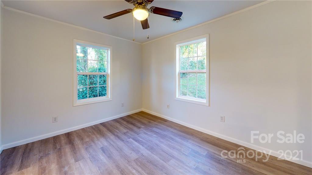39 Wellington Street Asheville NC 28806