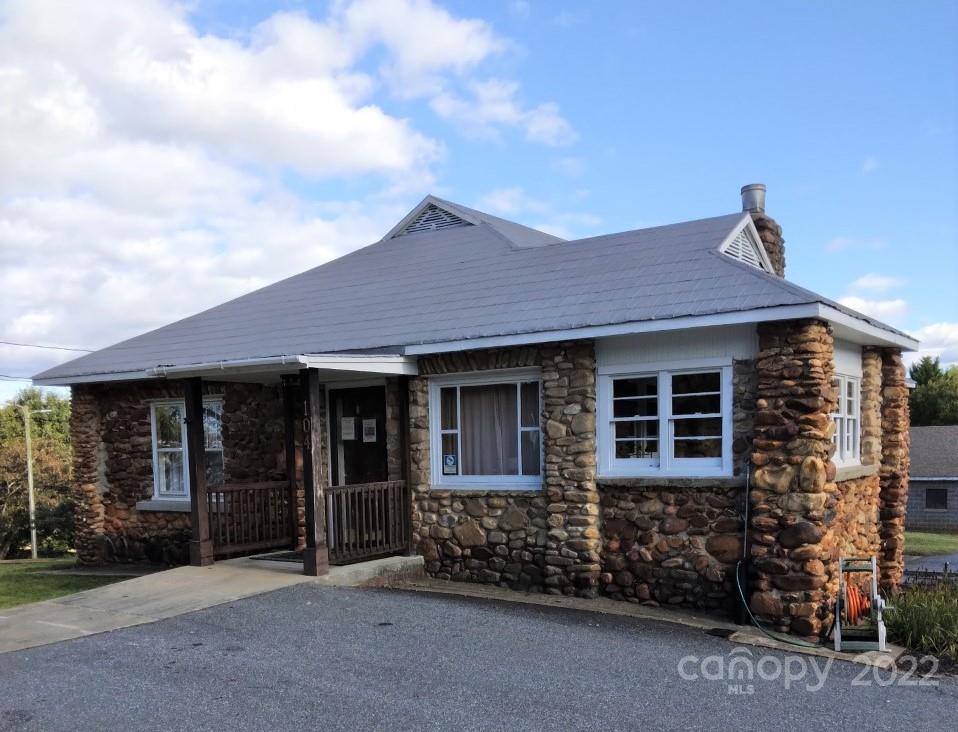 104 Rockett Street Morganton NC 28655