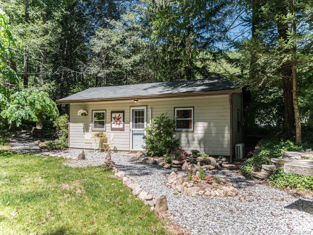 2 Elf Way Candler NC 28715