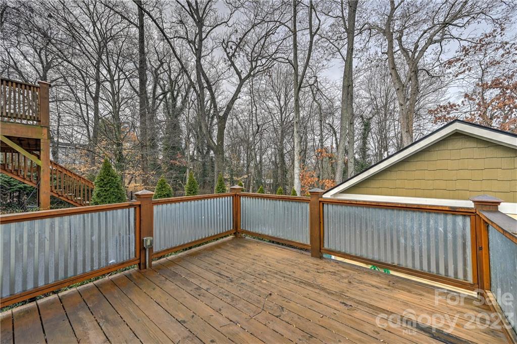 34 Erskine Avenue Asheville NC 28801