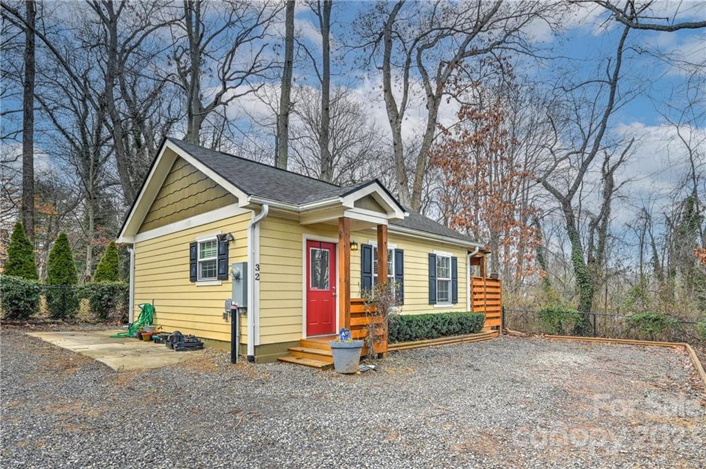 34 Erskine Avenue Asheville NC 28801