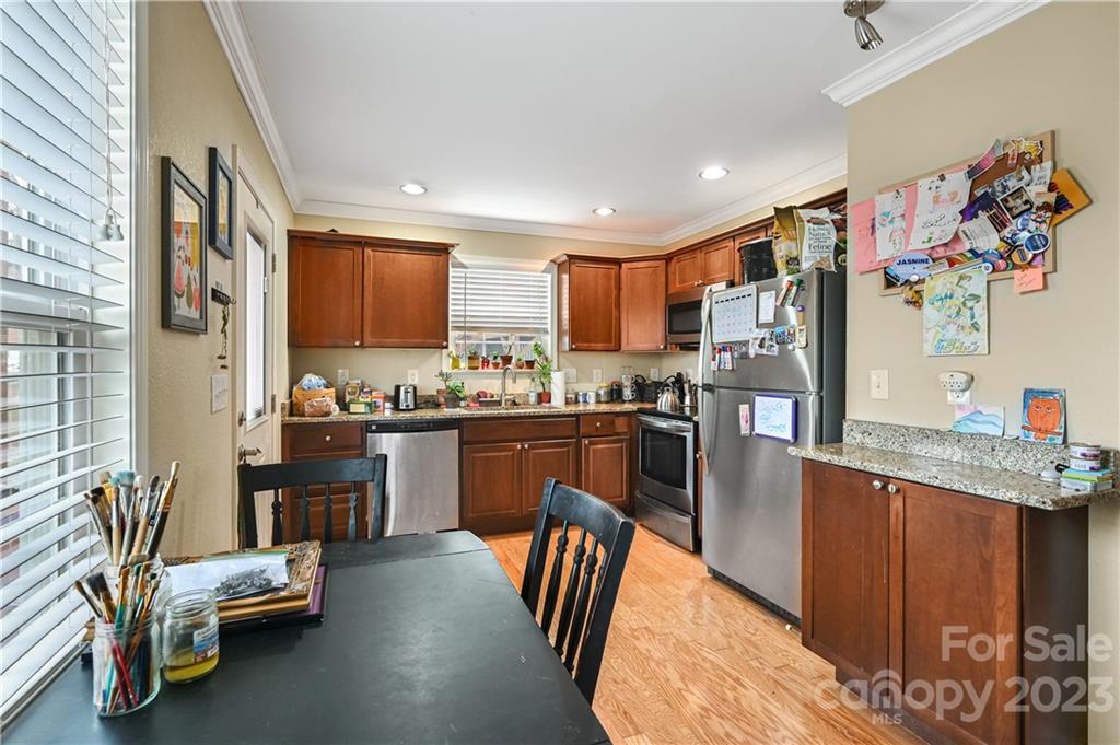 34 Erskine Avenue Asheville NC 28801