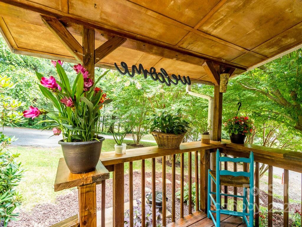 157 Druid Drive Asheville NC 28806