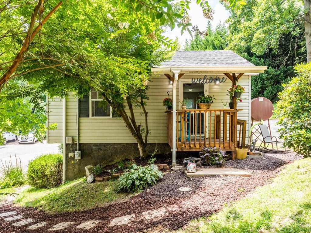 157 Druid Drive Asheville NC 28806