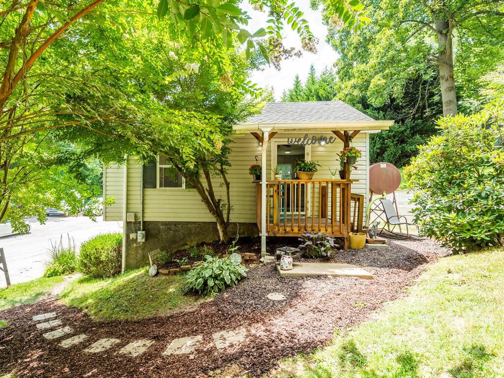 157 Druid Drive Asheville NC 28806
