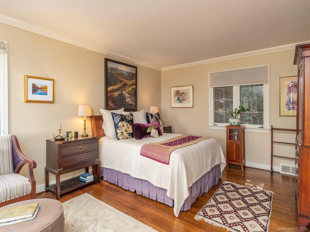31 Boulder Cove Fairview NC 28730
