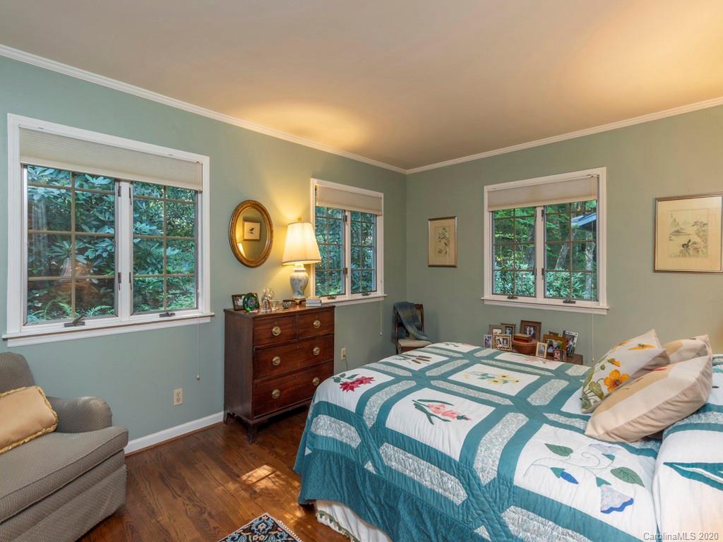 31 Boulder Cove Fairview NC 28730